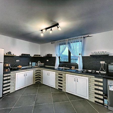Casa Din Podirei Capu Cîmpului Exterior foto