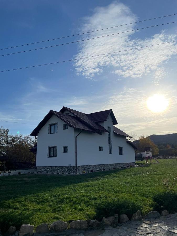 Casa Din Podirei Capu Cîmpului Exterior foto