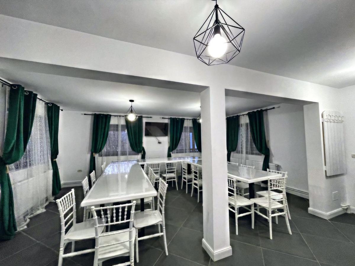 Casa Din Podirei Capu Cîmpului Exterior foto